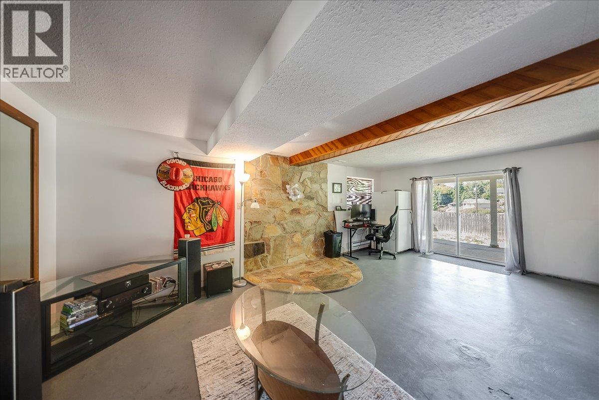 17 Davis Avenue, Fruitvale