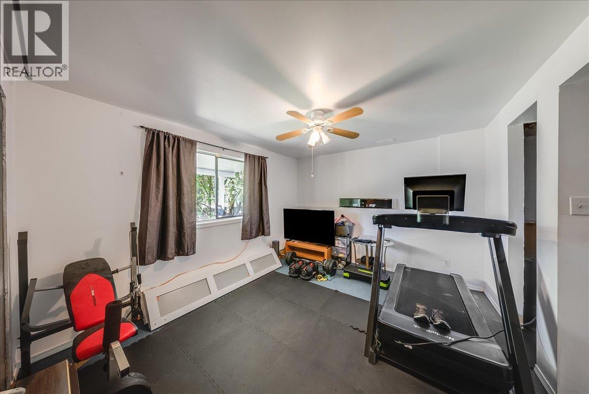17 Davis Avenue, Fruitvale