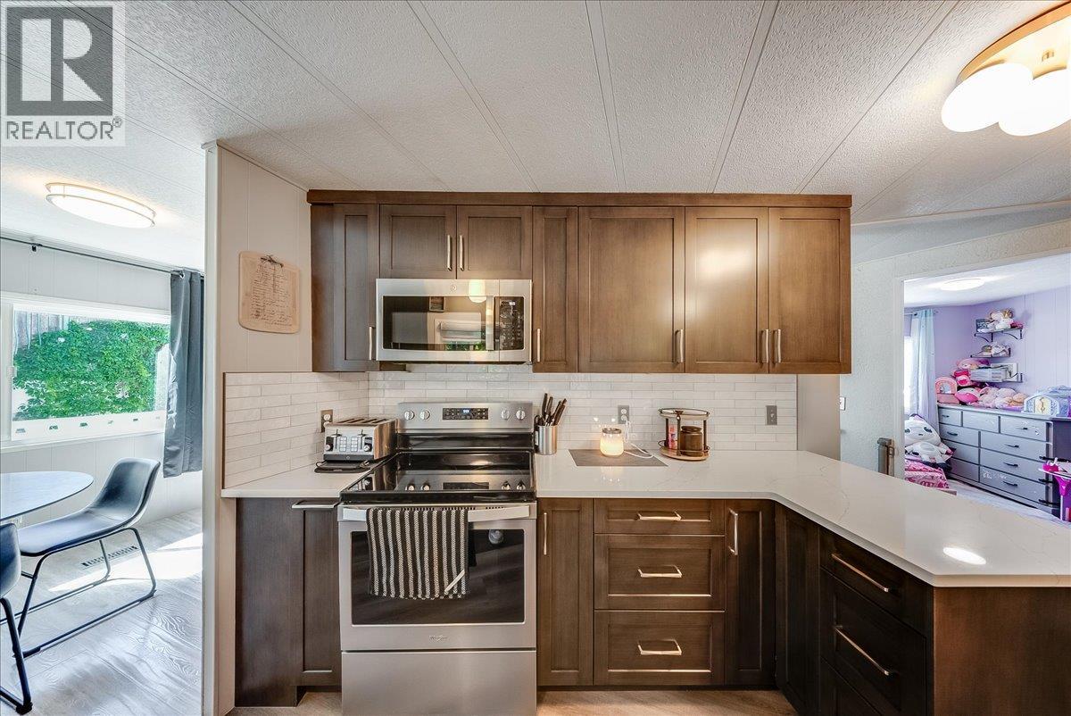 17 Davis Avenue, Fruitvale