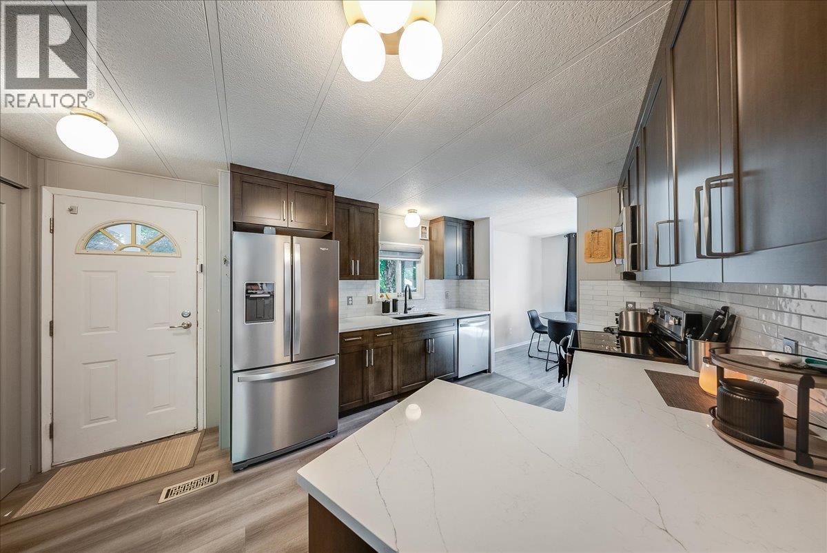 17 Davis Avenue, Fruitvale