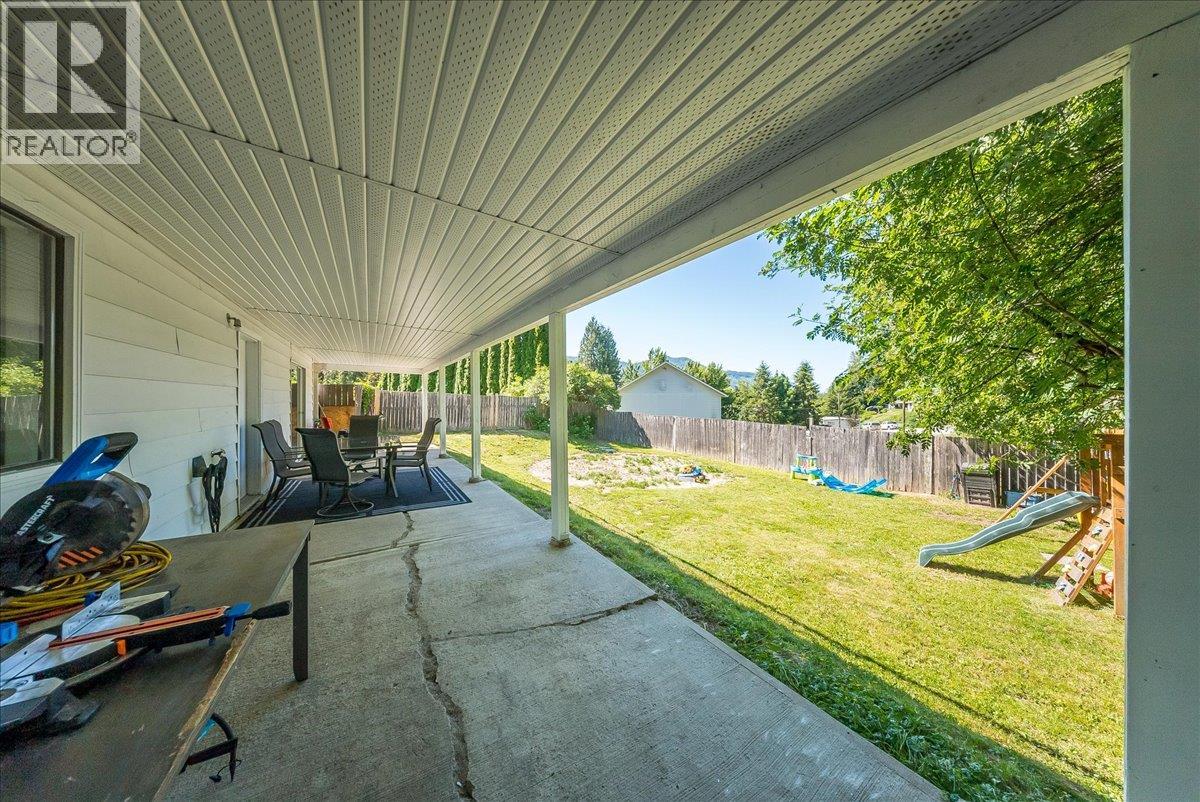 17 Davis Avenue, Fruitvale
