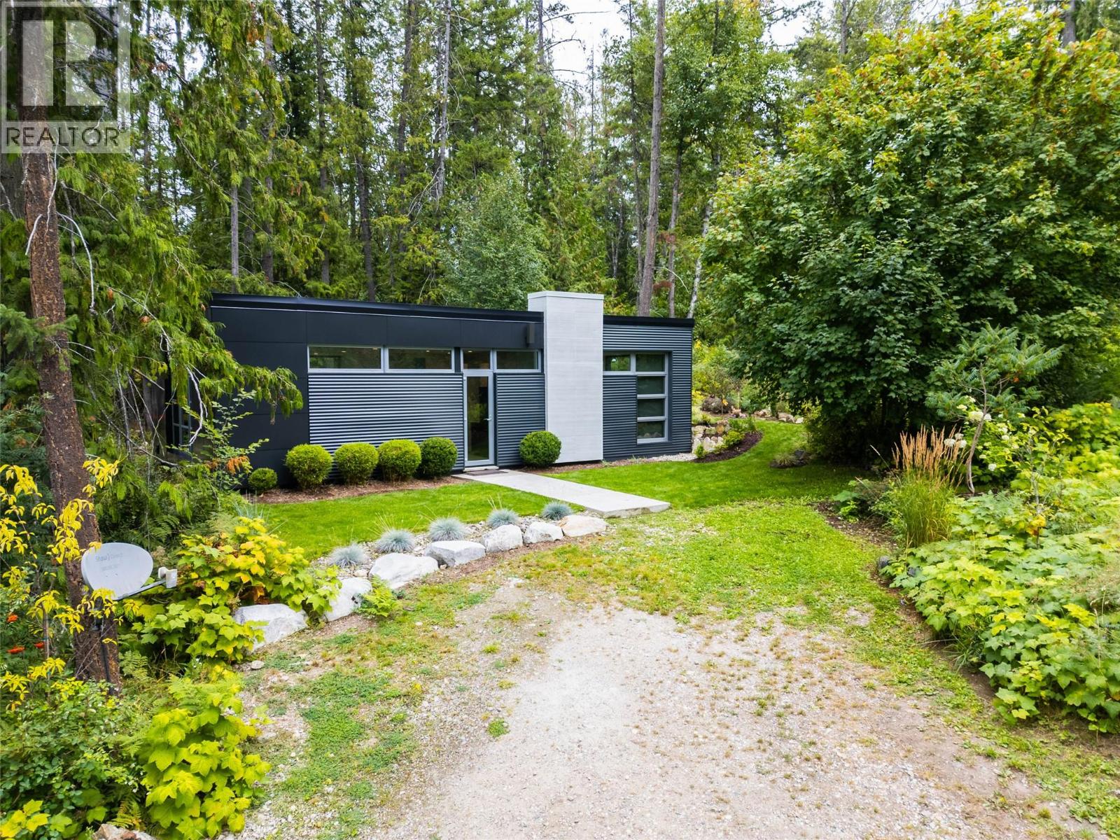 183-191 Kootenay Lake Road - 60