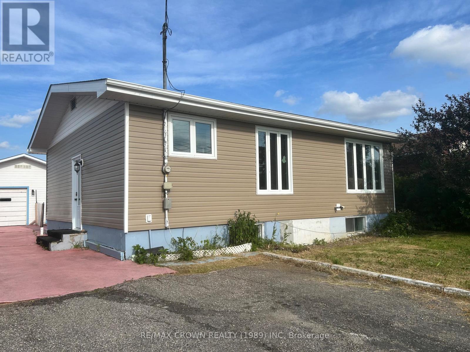 80 BRUNELLE ROAD S - 2