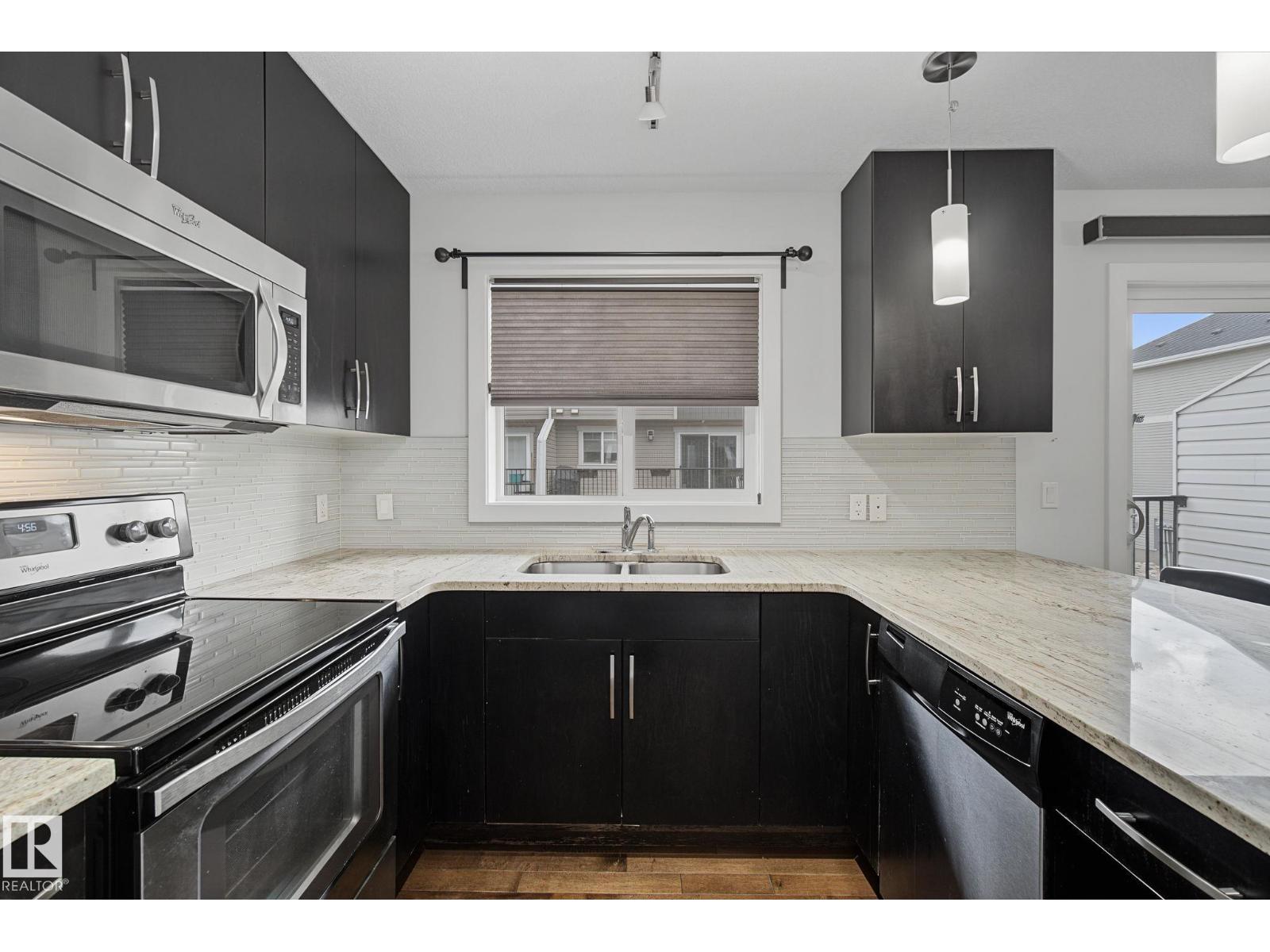 #81 9535 217 ST NW - 15