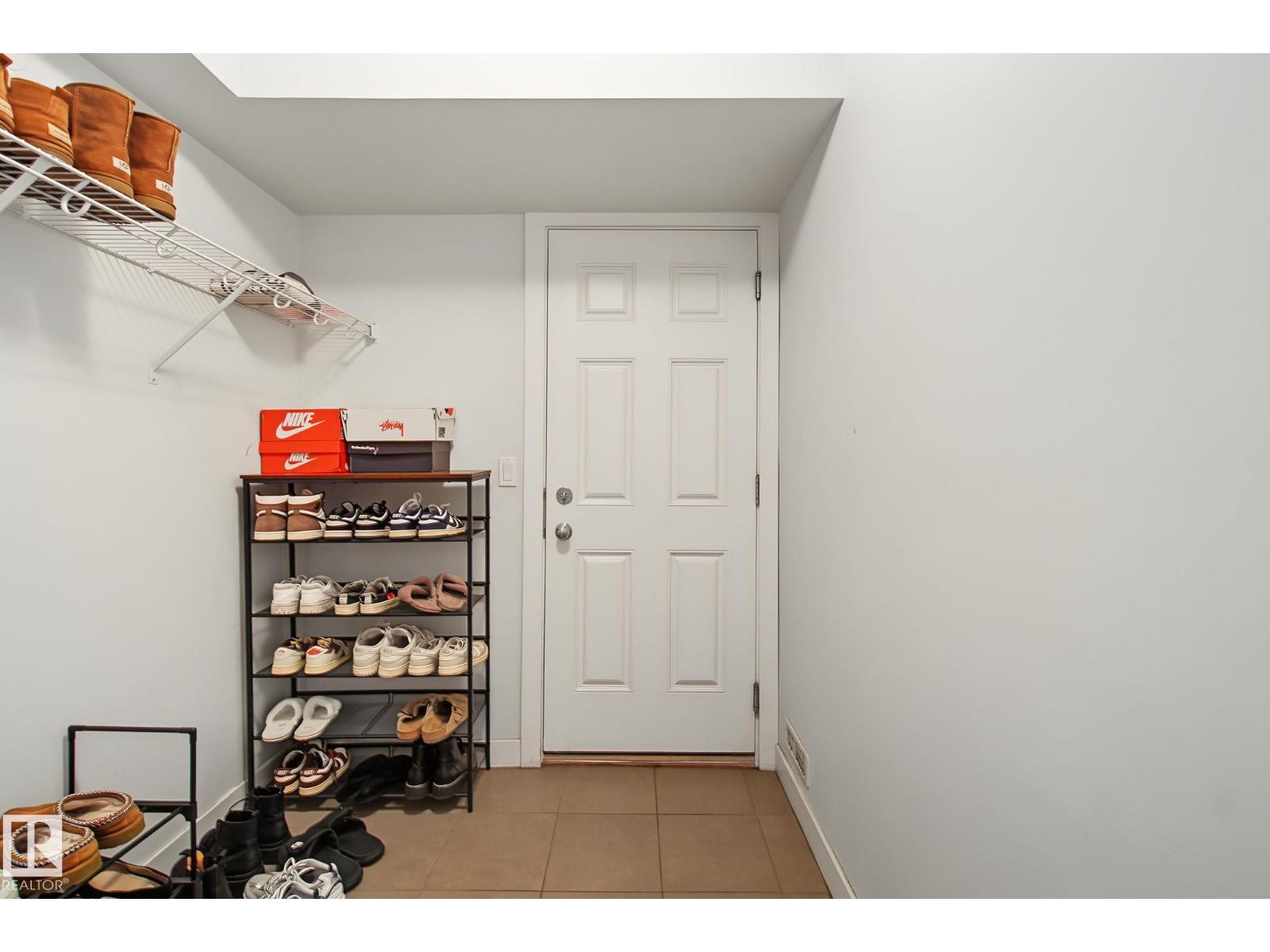 #81 9535 217 ST NW - 38