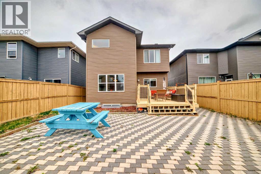 156 Cougar Ridge Manor SW - 42