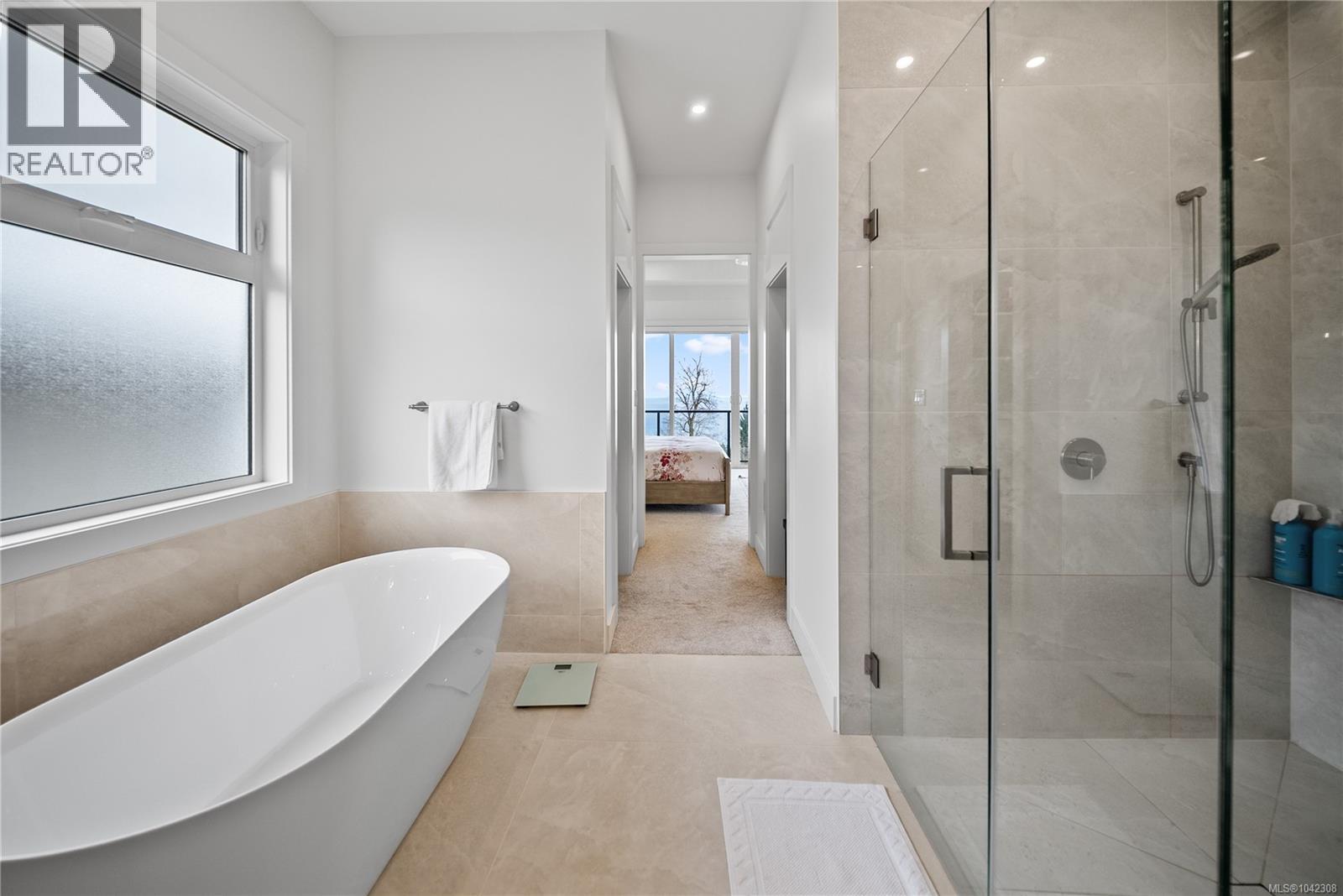 4646 Ambience Dr - 30