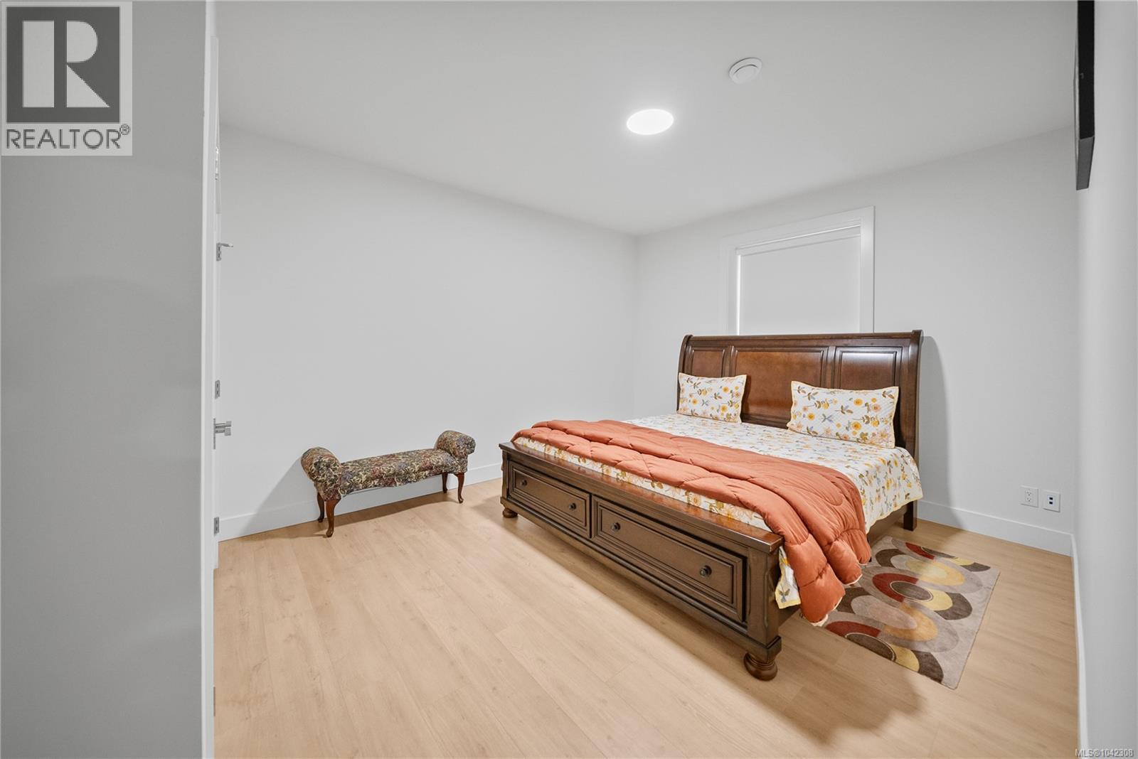 4646 Ambience Dr - 47
