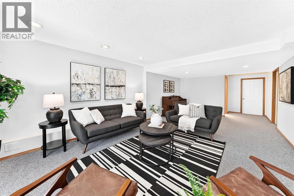 157 Hawkstone Manor NW - 30