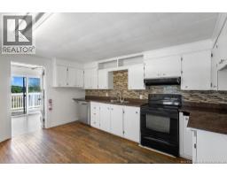 70 Sullivan Road, photo 4