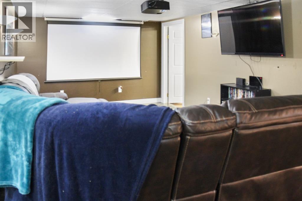 5110 51 Street - 23