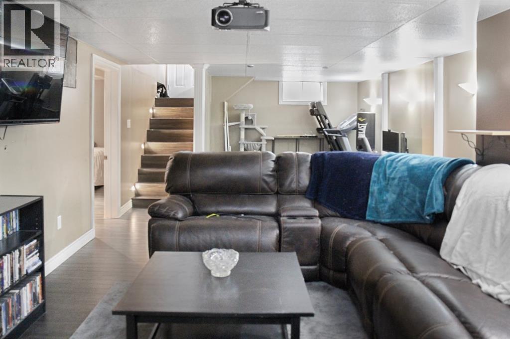 5110 51 Street - 21
