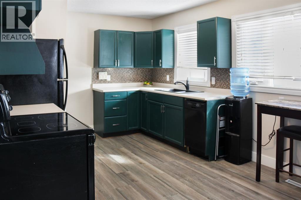 5110 51 Street - 7