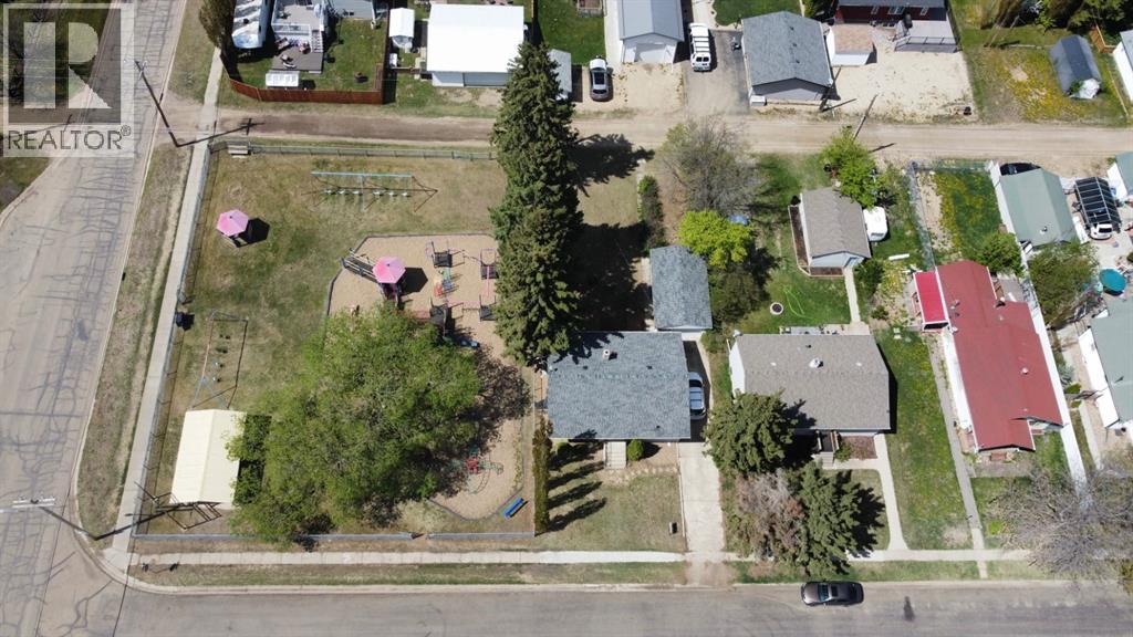 5110 51 Street - 33