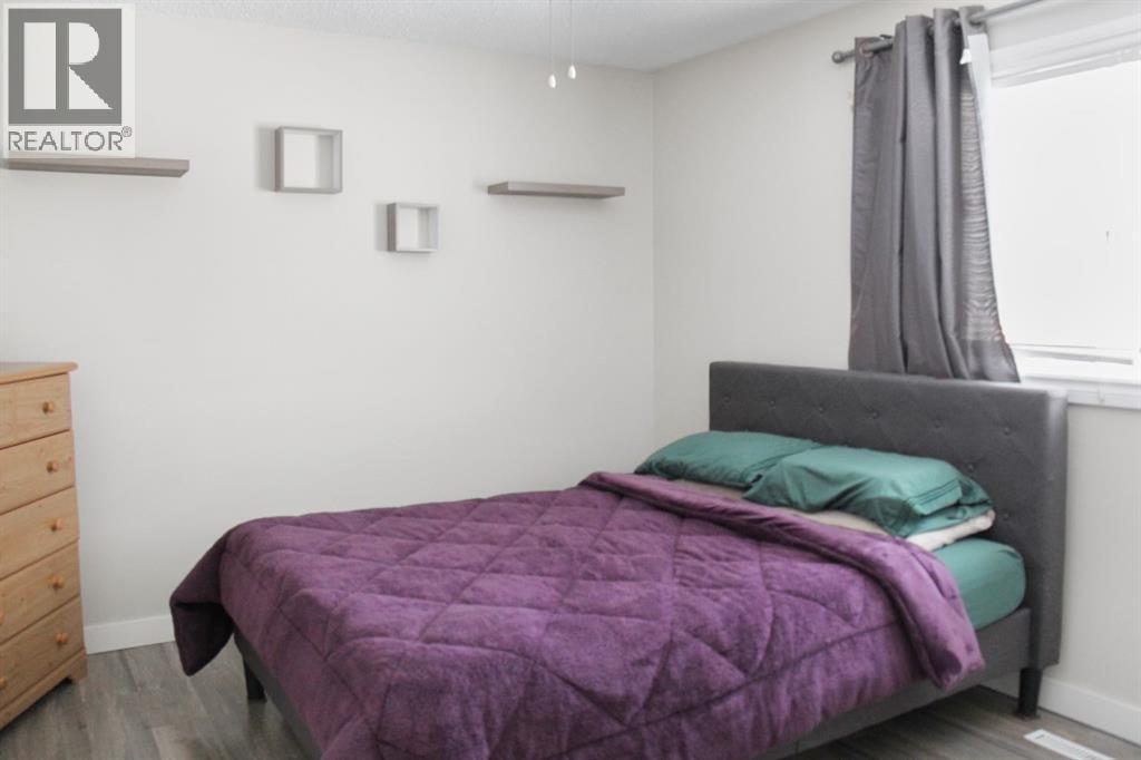 5110 51 Street - 12