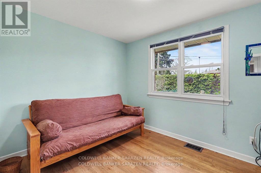 1421 PALEN AVENUE - 13