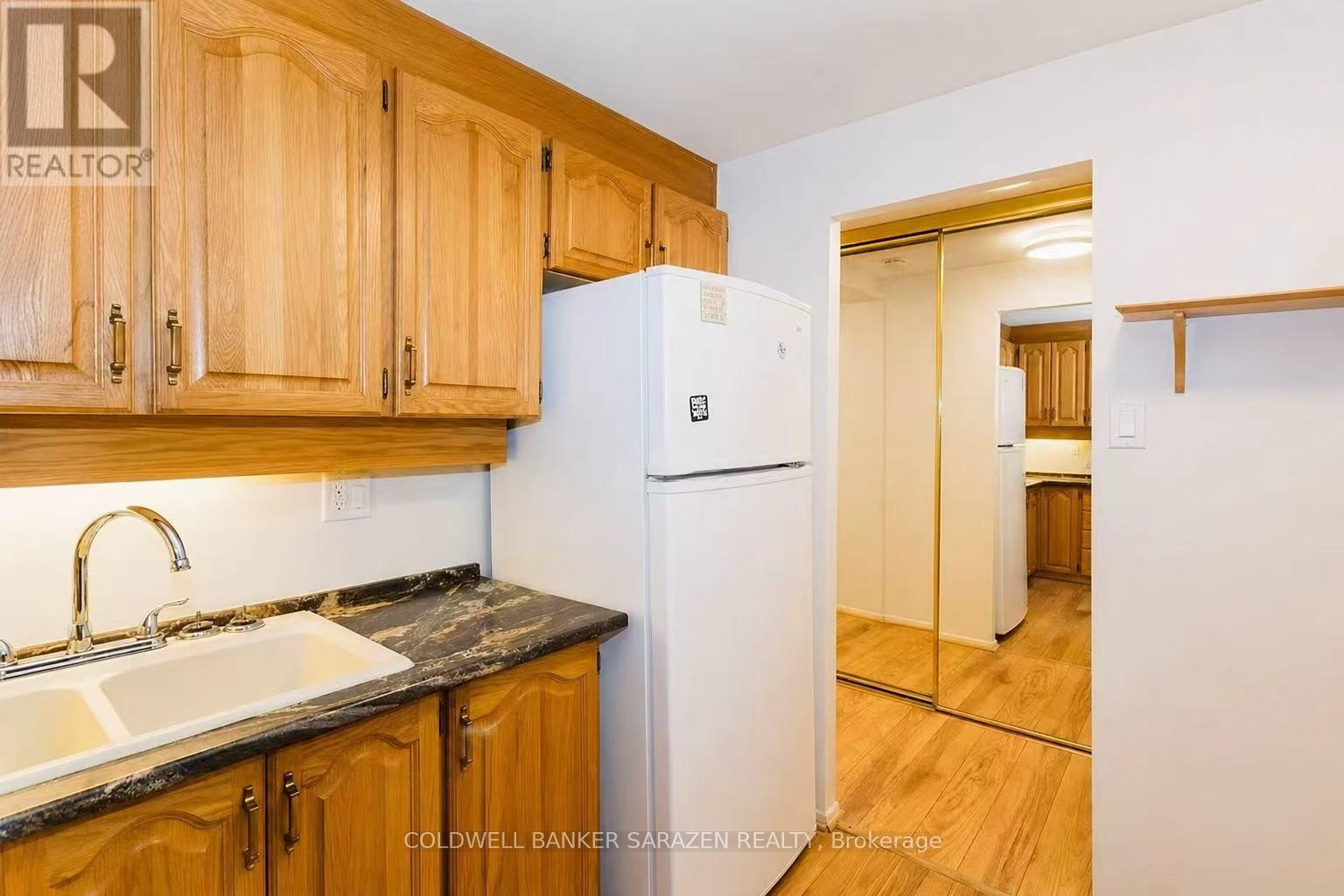 #811 1356 MEADOWLANDS DRIVE E - 10