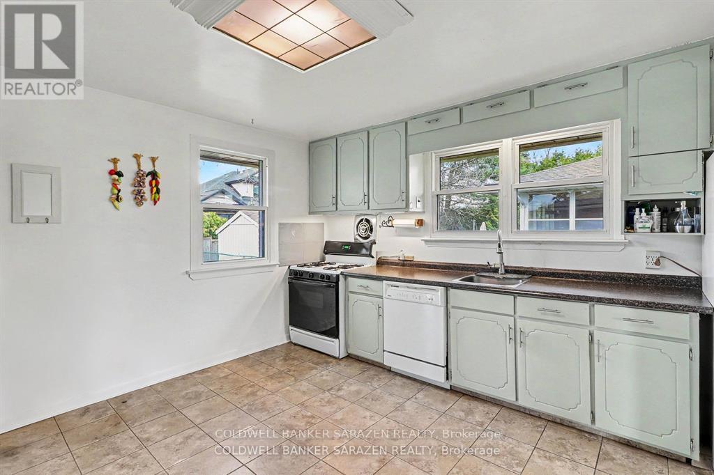 1421 PALEN AVENUE - 9