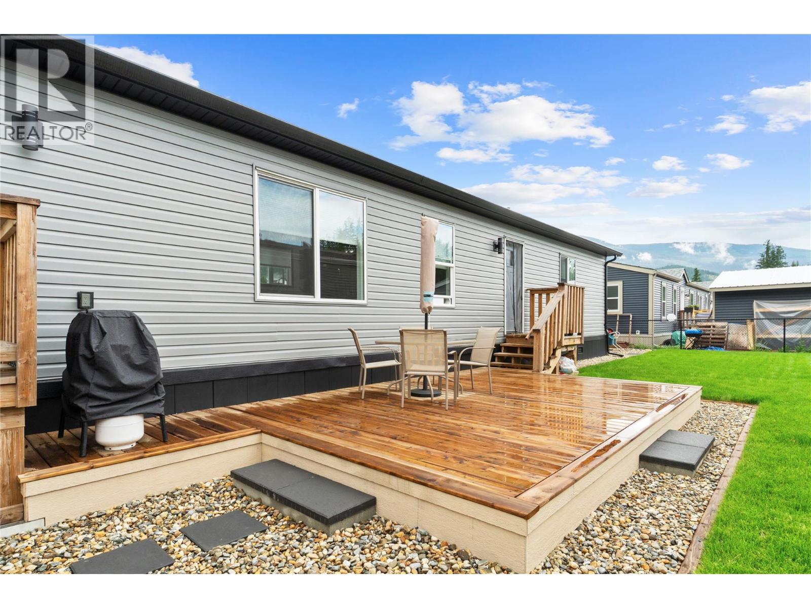 #10 1705 Hillier Road - 4
