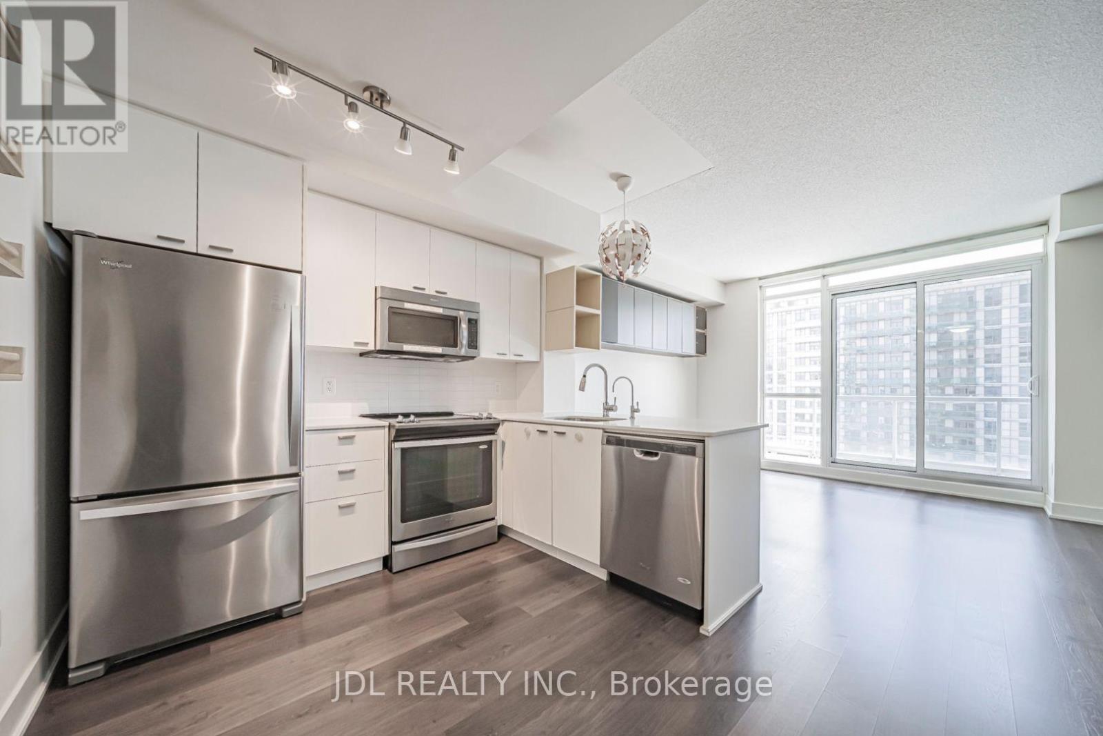 #2309 30 ROEHAMPTON AVENUE - 5