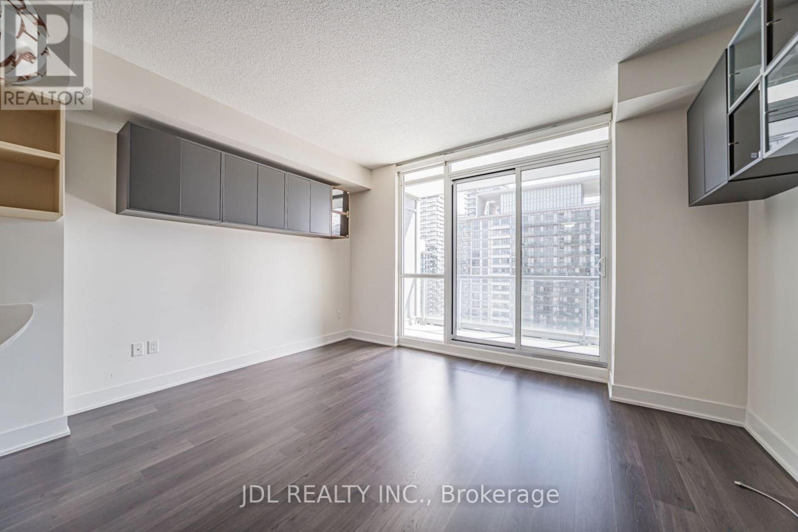 #2309 30 ROEHAMPTON AVENUE - 6