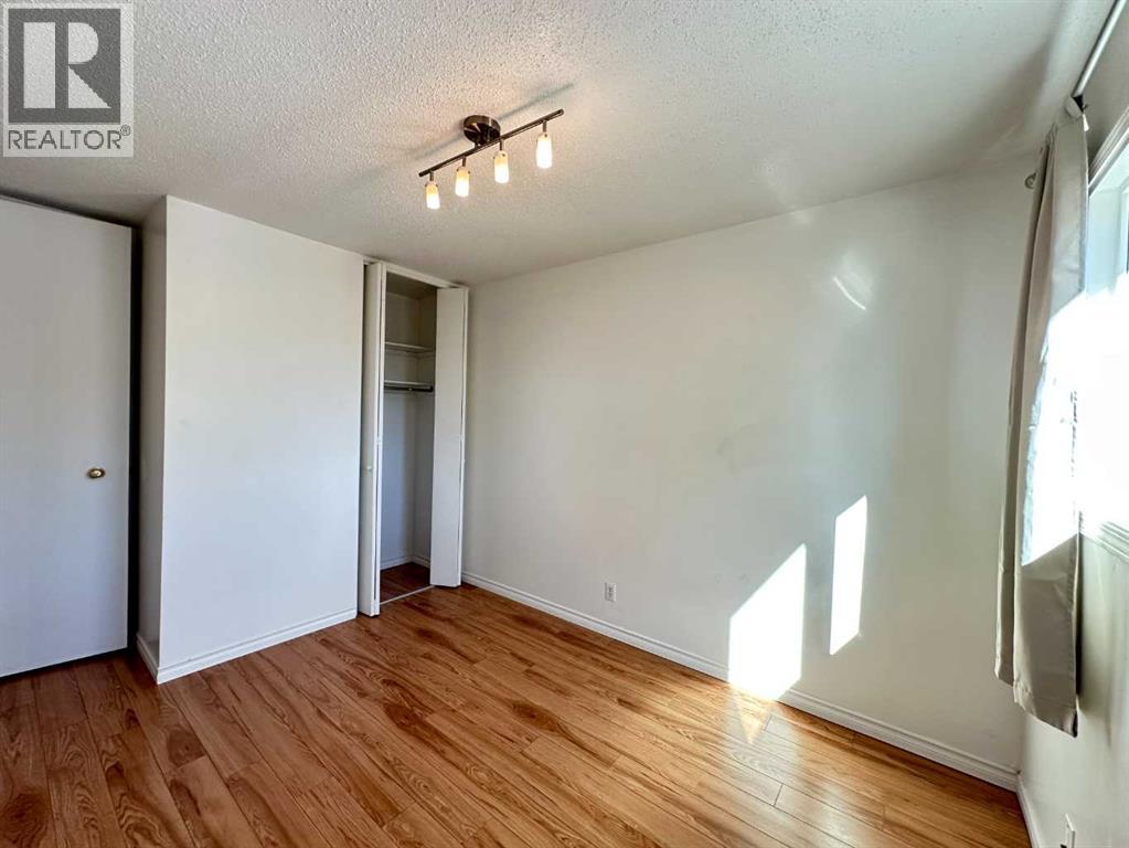 121 Huntford Close NE - 20