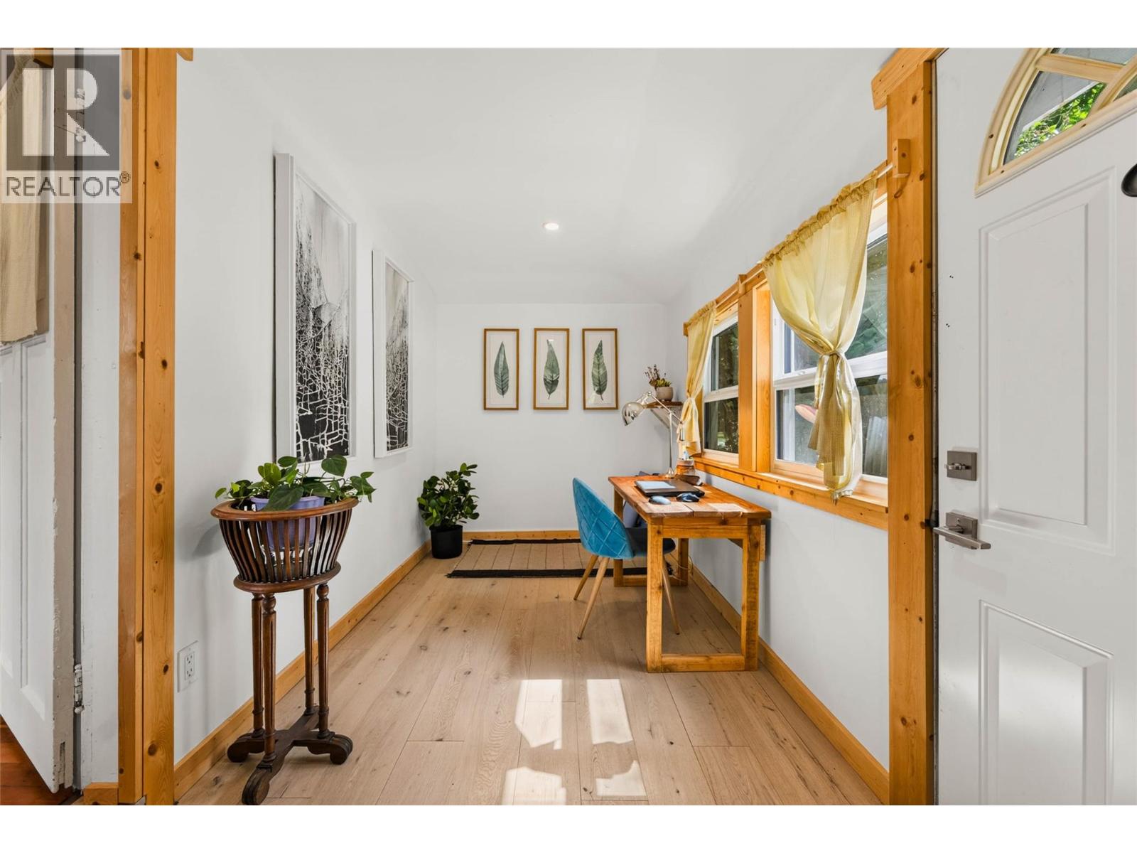 124 SAYWARD Avenue - 4