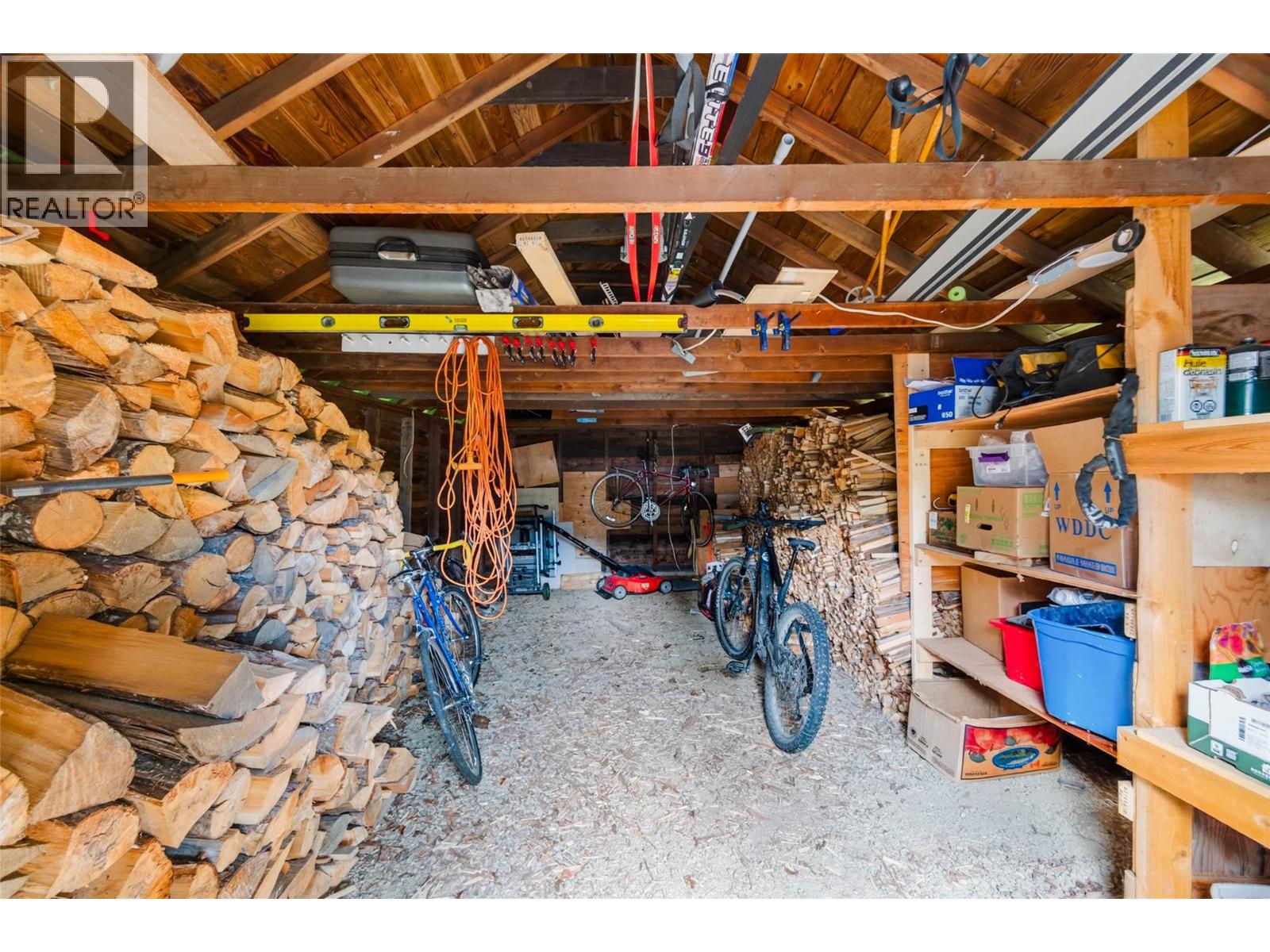 124 SAYWARD Avenue - 51