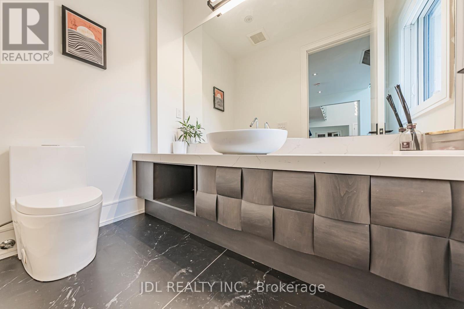 19 FIFESHIRE ROAD - 17