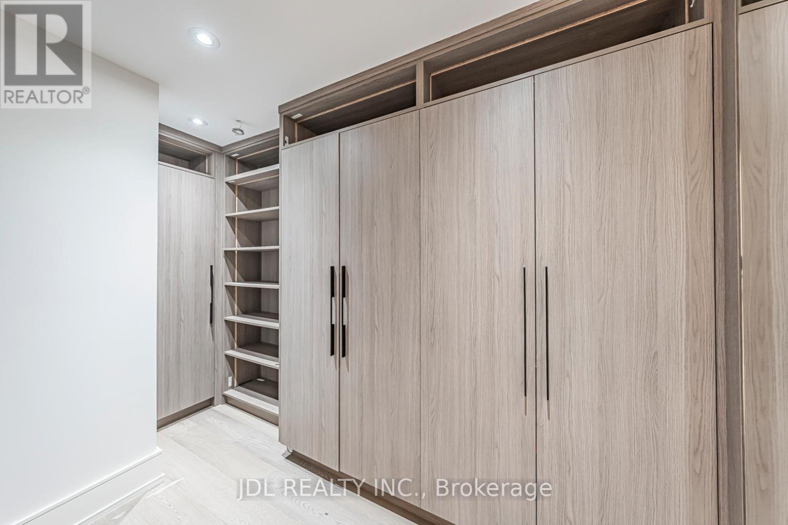 19 FIFESHIRE ROAD - 24
