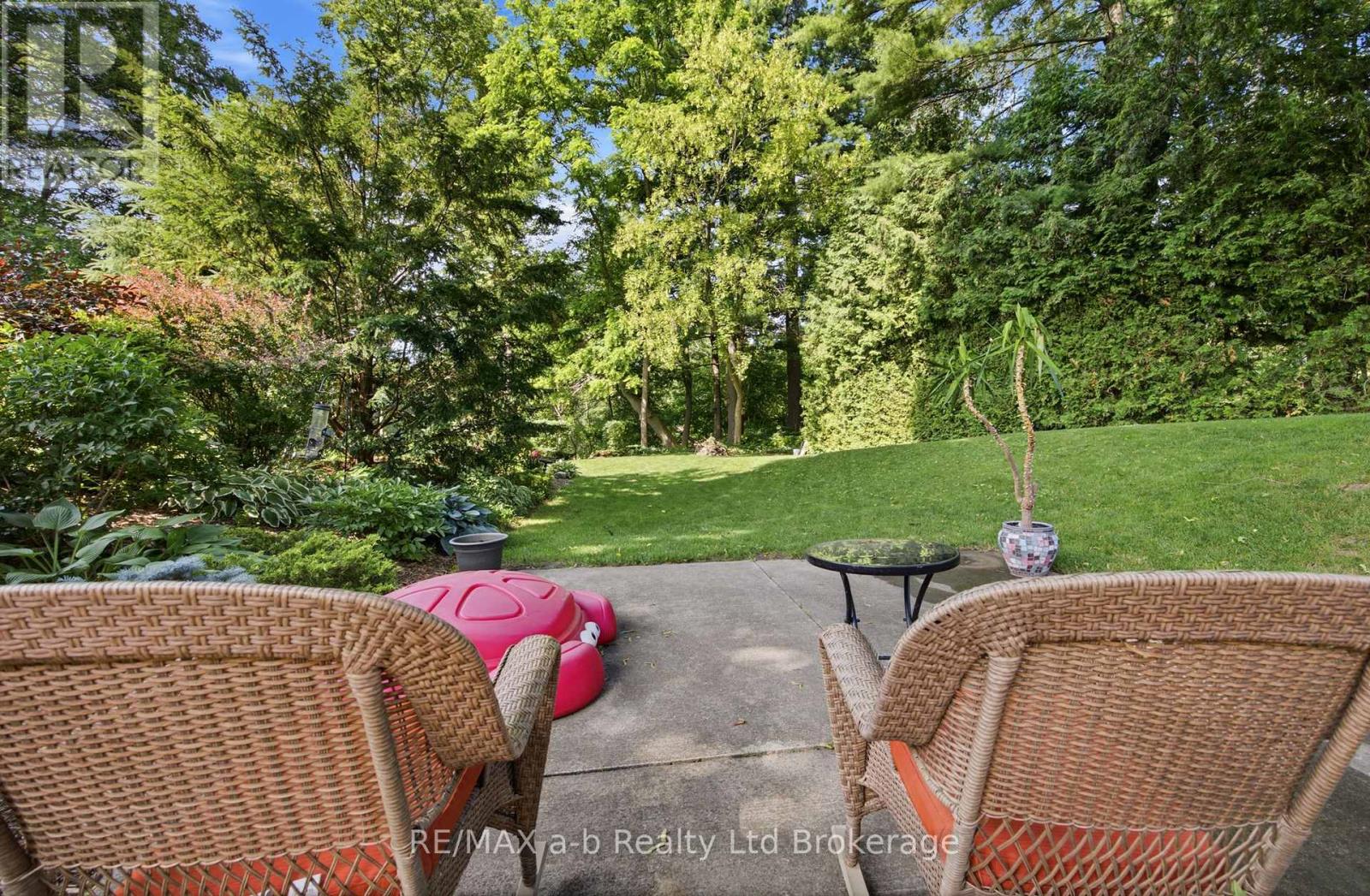 88 HILLSIDE AVENUE - 15