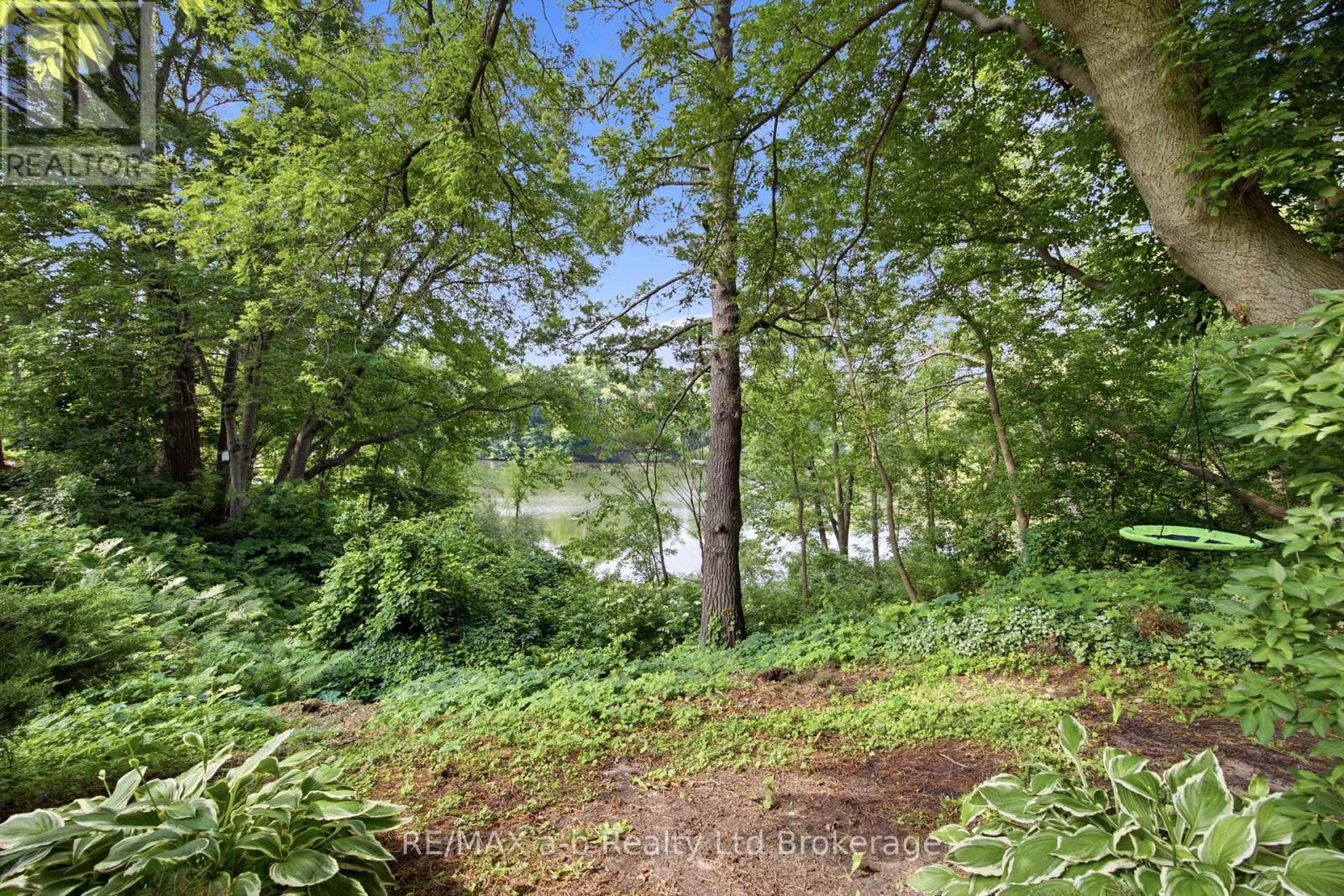 88 HILLSIDE AVENUE - 9