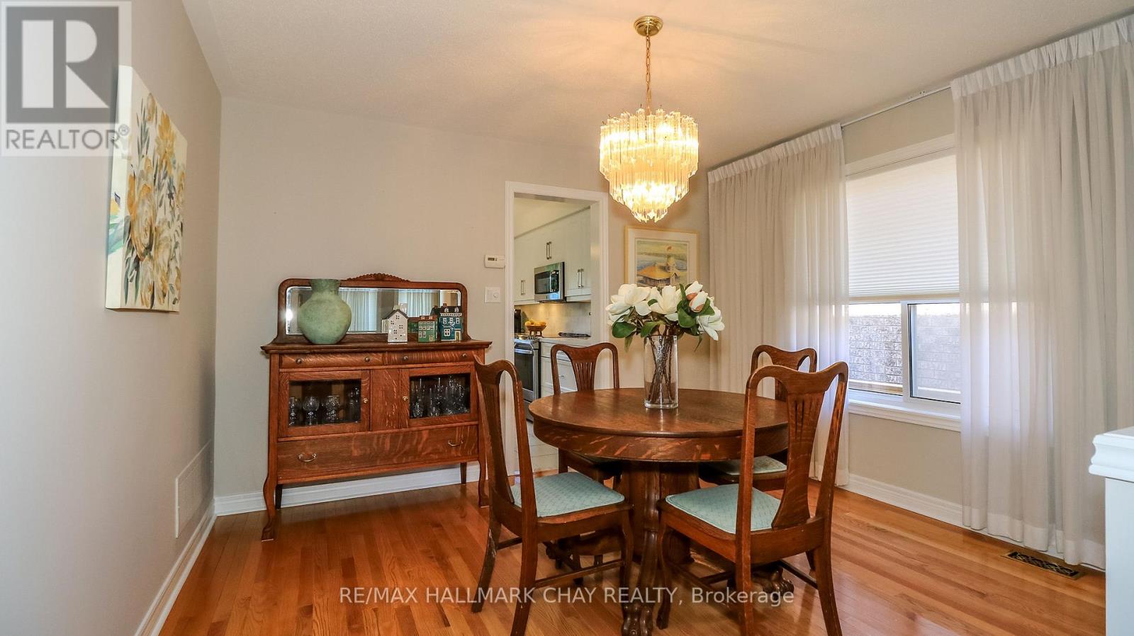 14 IMPERIAL CROWN LANE - 13
