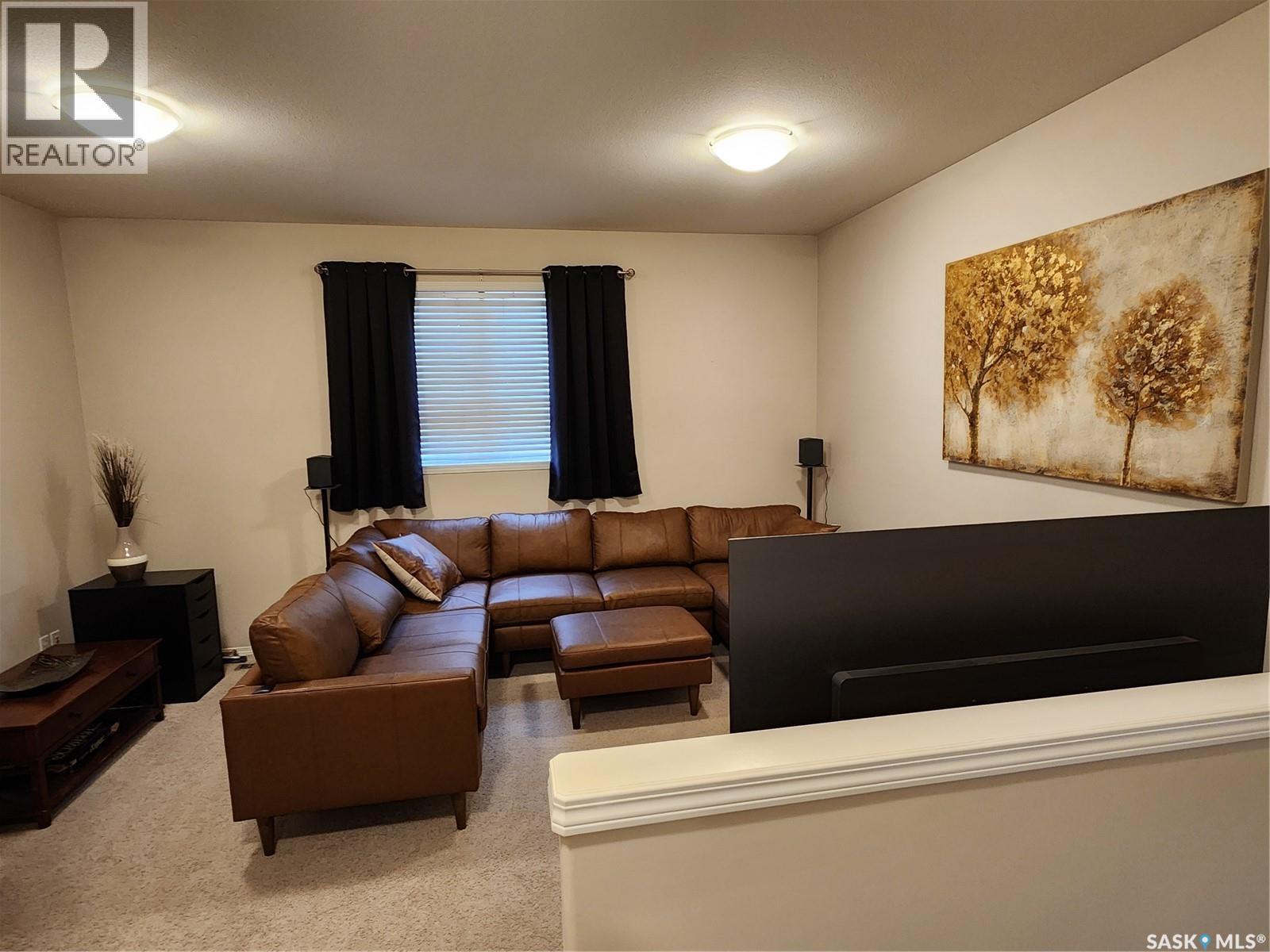#127 405 Bayfield CRESCENT - 10