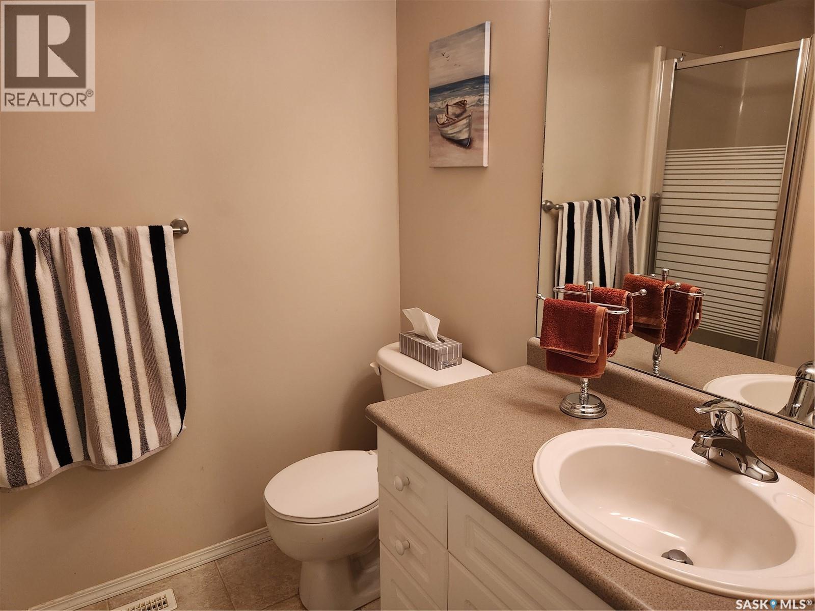 #127 405 Bayfield CRESCENT - 16