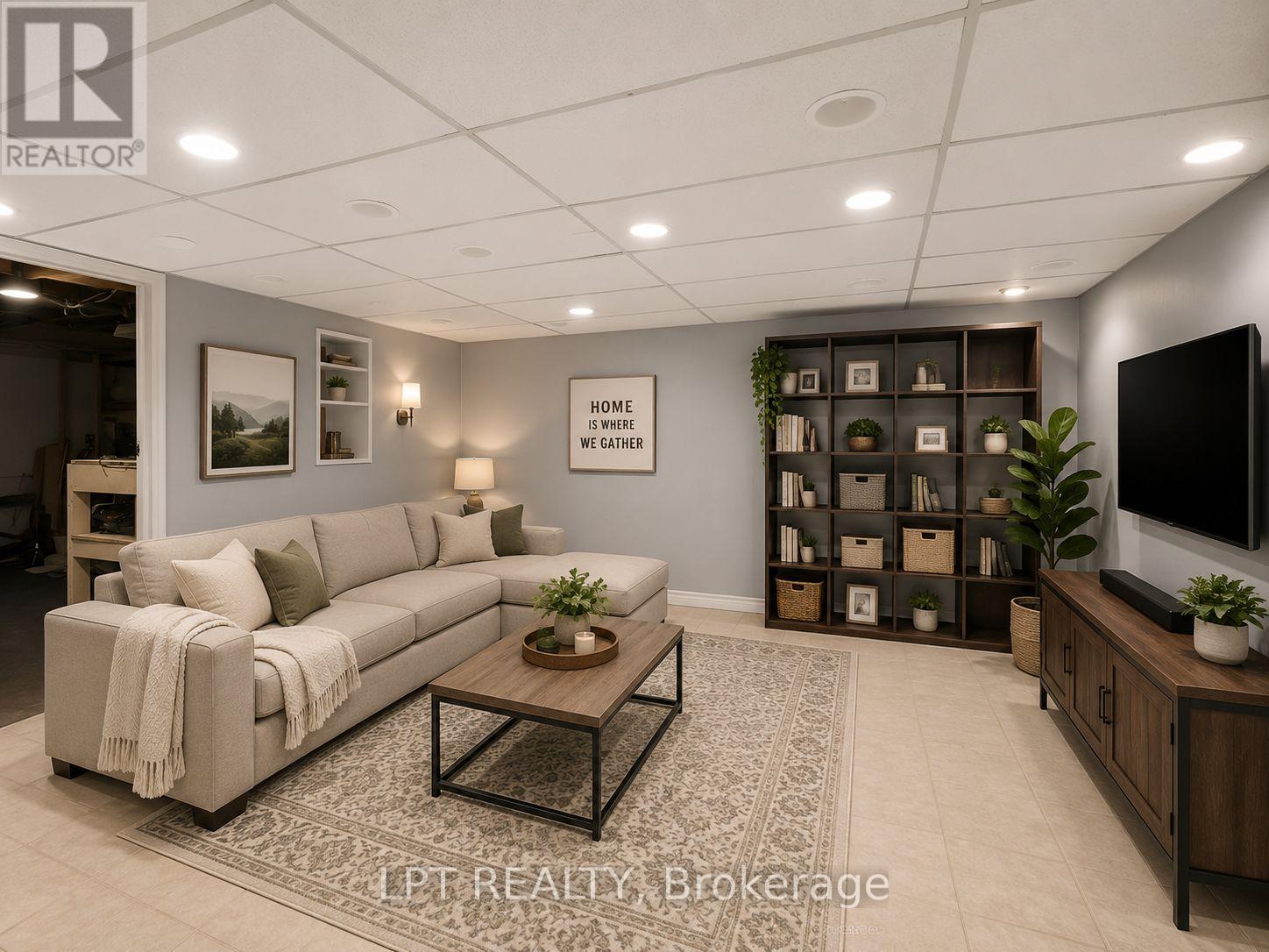 #100 51 SHOLTO DRIVE - 22