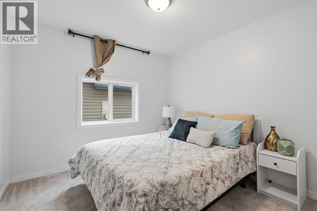 319 Coventry Road NE - 16