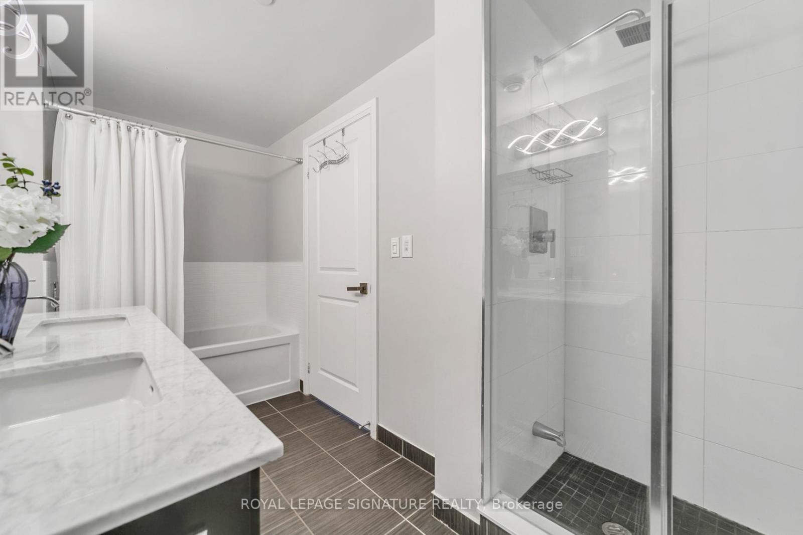 #LPH316 7161 YONGE STREET - 30