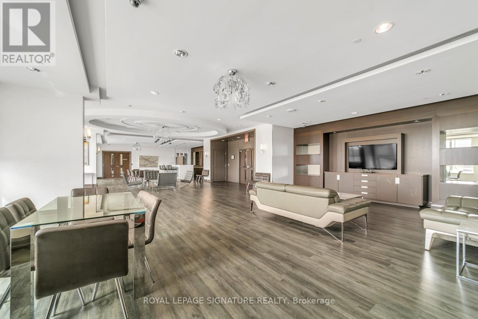 #LPH316 7161 YONGE STREET - 35