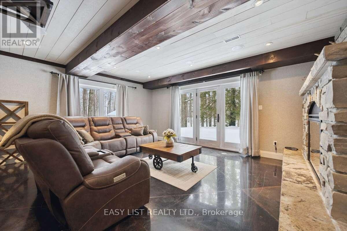 3314 SANDHILLS ROAD - 34