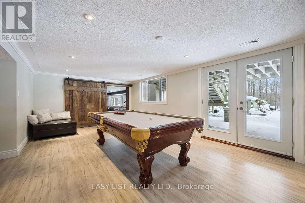3314 SANDHILLS ROAD - 28