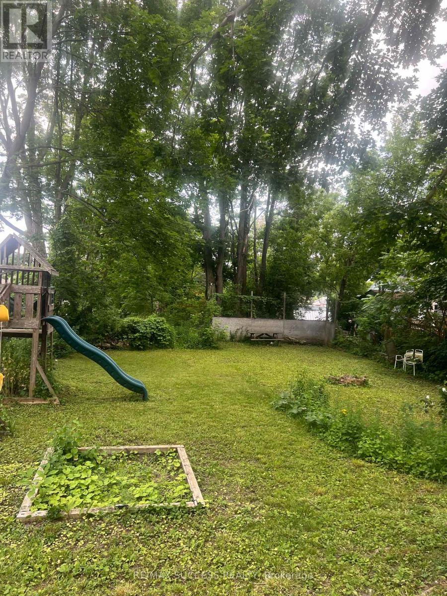 243 HARVEY STREET W - 20