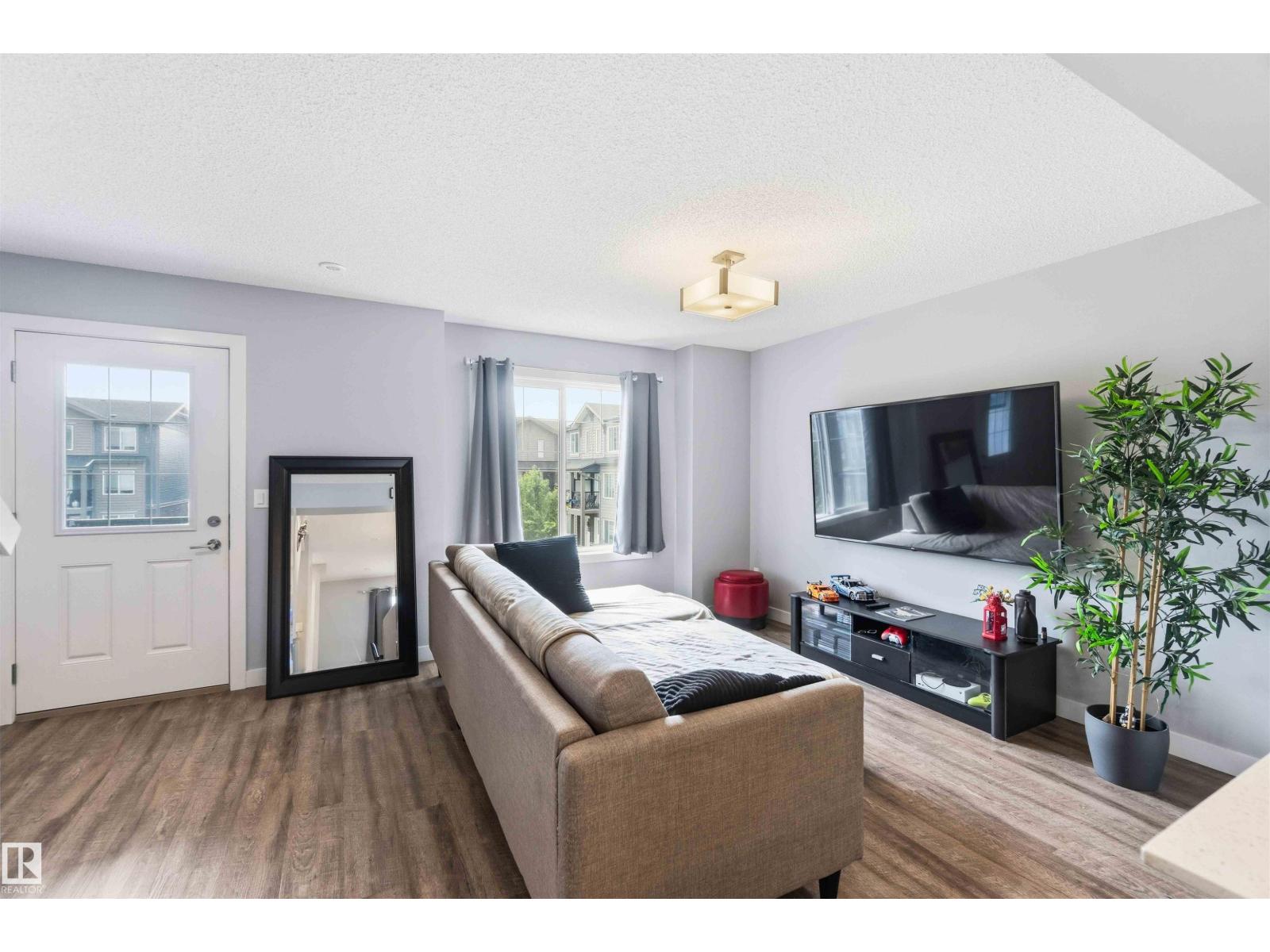 #53 3025 151 AV NW - 19
