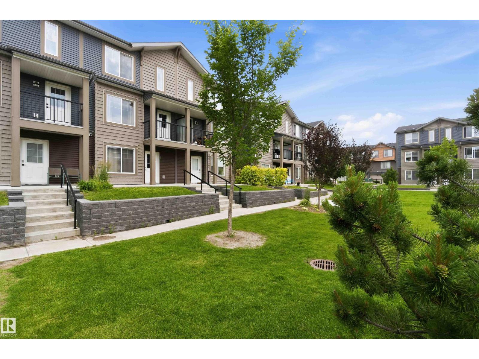 #53 3025 151 AV NW - 3