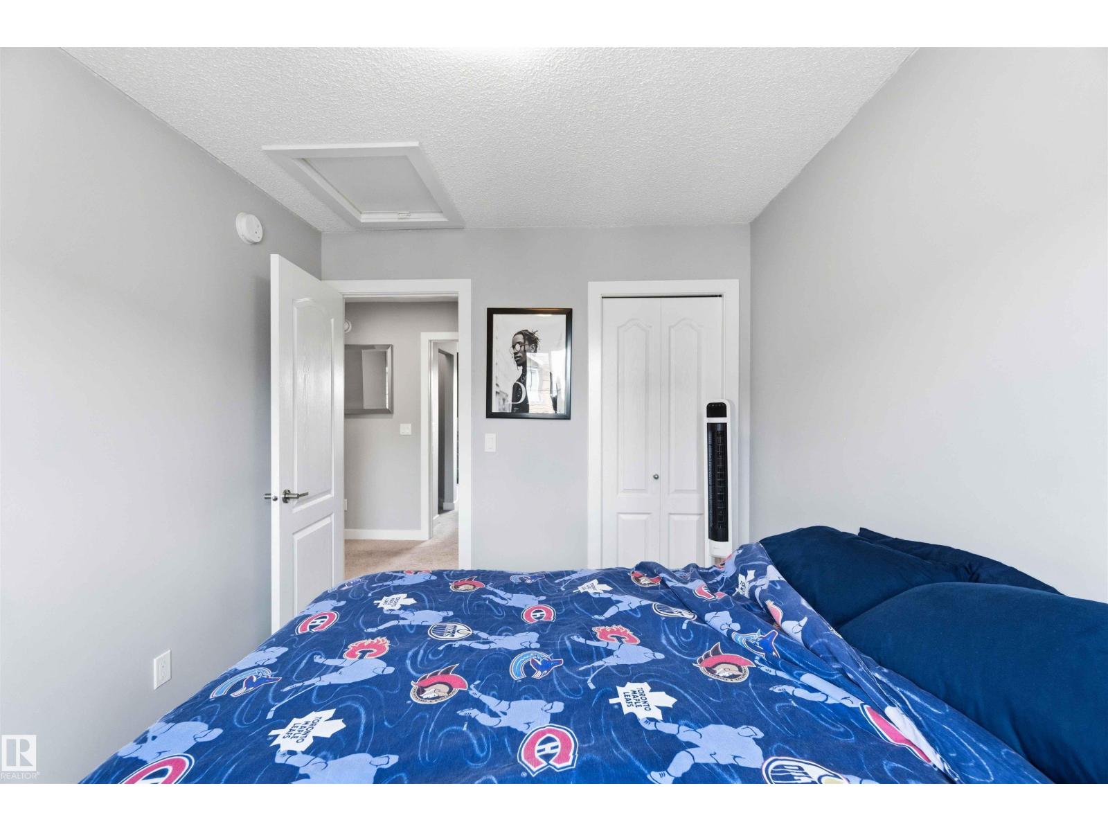 #53 3025 151 AV NW - 30