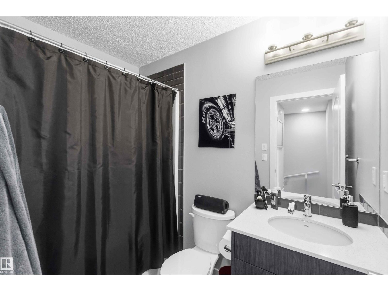#53 3025 151 AV NW - 31