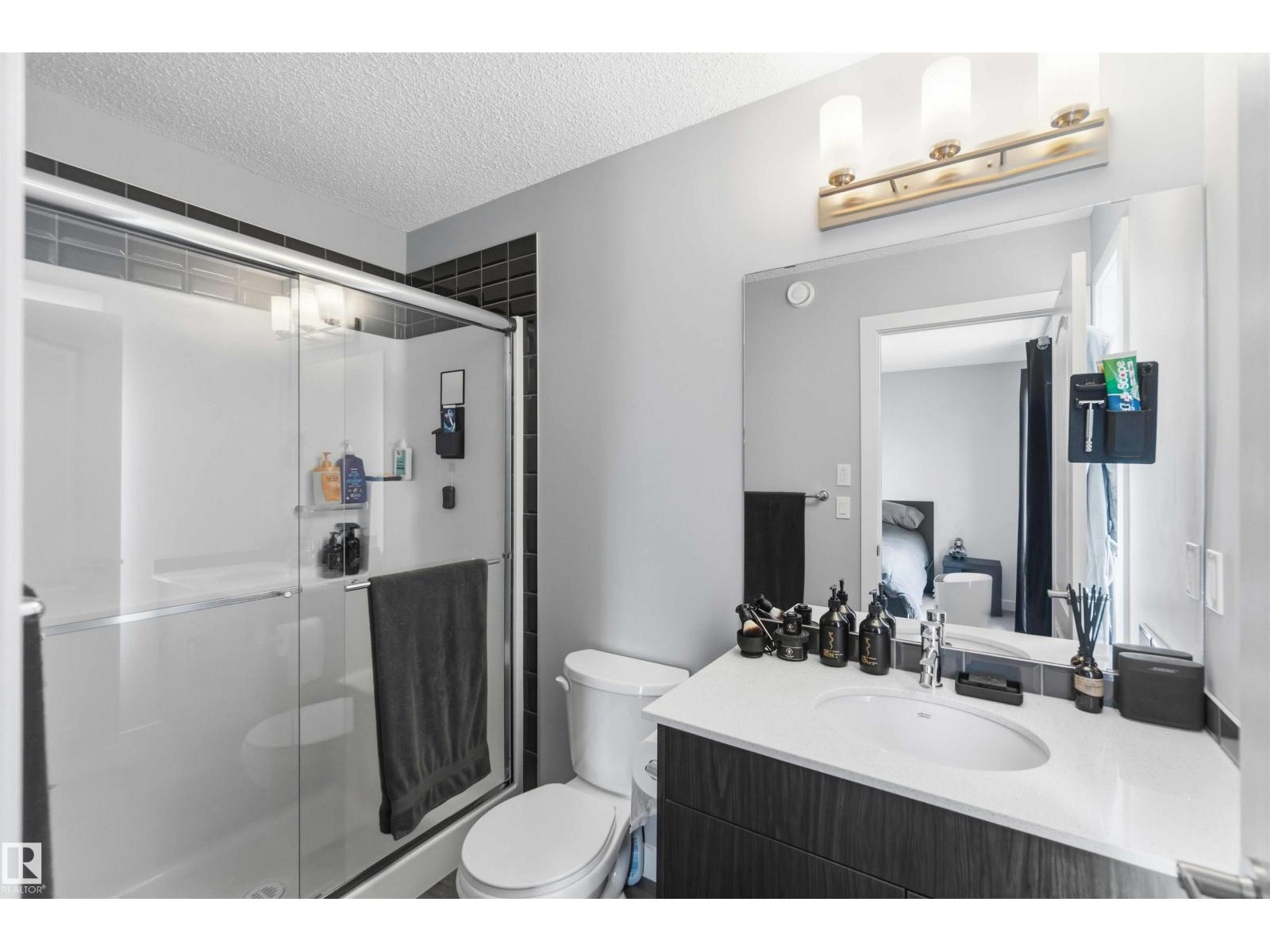 #53 3025 151 AV NW - 38
