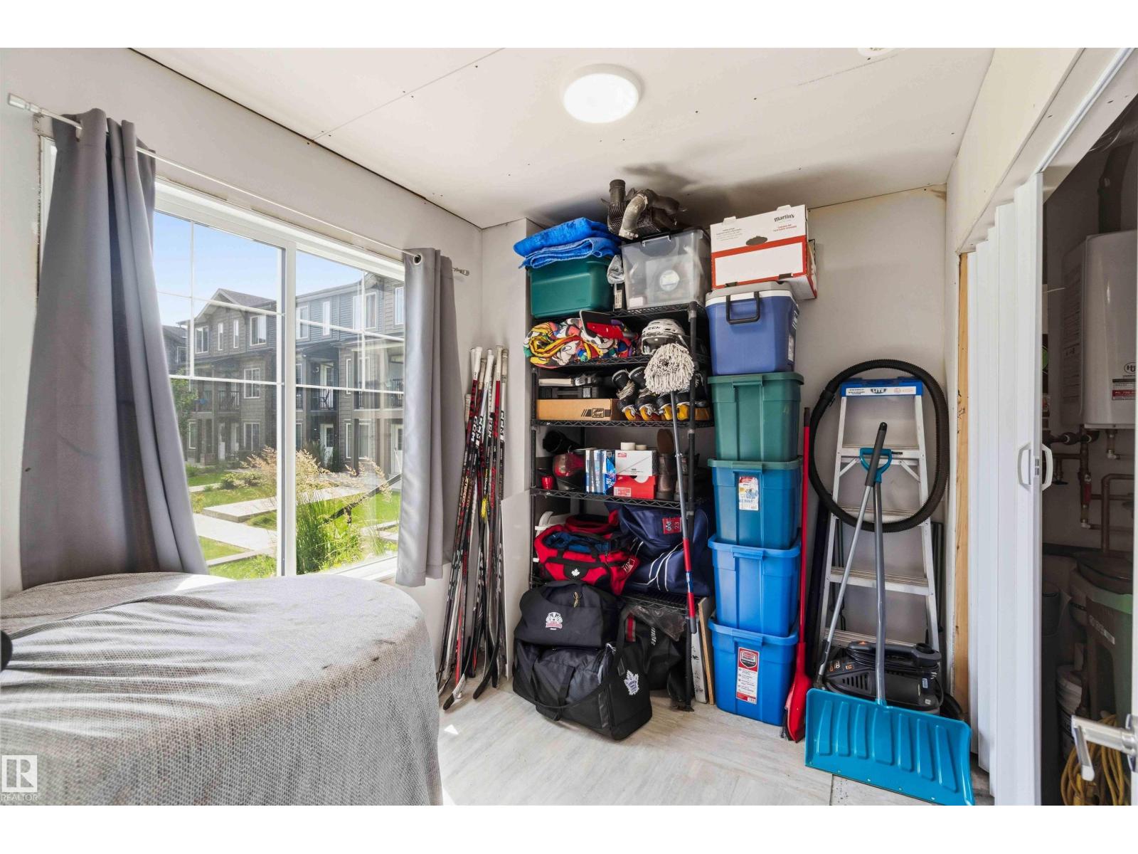 #53 3025 151 AV NW - 40