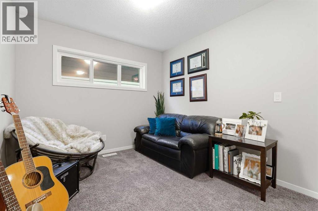 15 Cranbrook Terrace SE — photo 15
