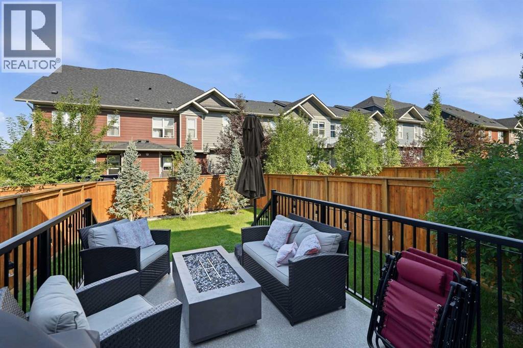 15 Cranbrook Terrace SE — photo 33